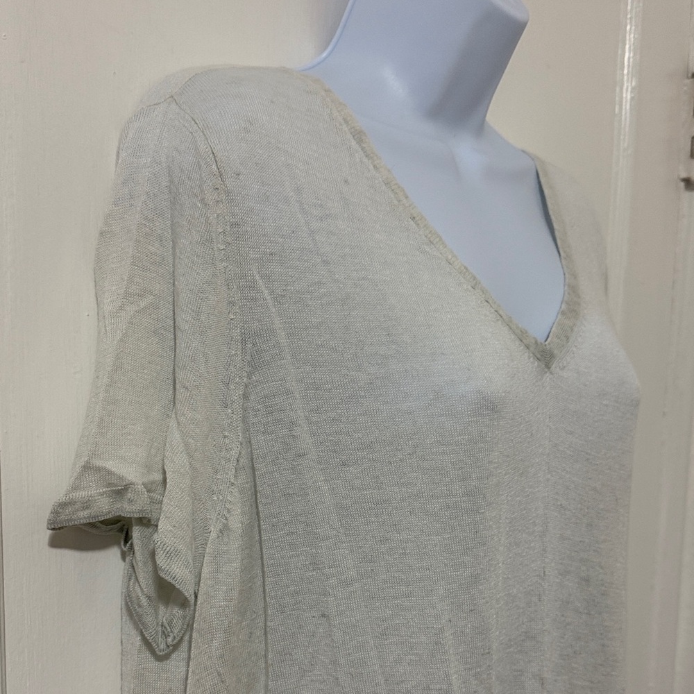 Eileen Fisher Tri-Blend Cream-Gray V-Neck Short Sleeve Top - Picture 5 of 15